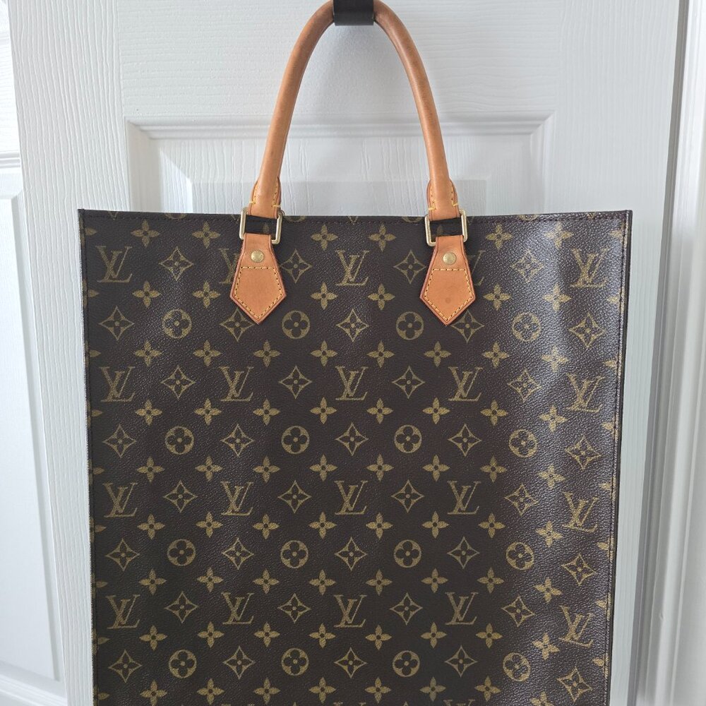 Pre-loved Louis Vuitton Monogram Canvas Sac Plat Tote